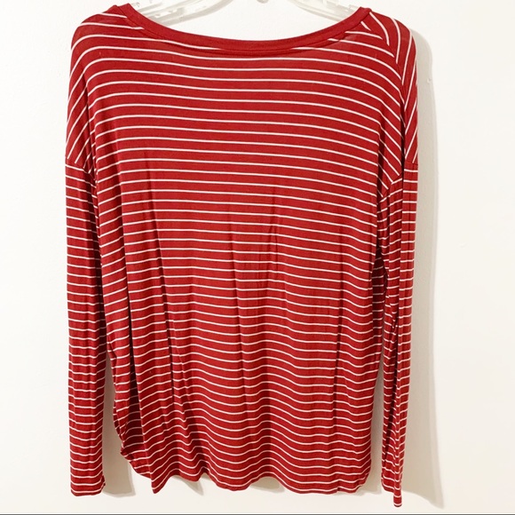 American Eagle Soft and Sexy Striped Long Sleeve Scoop V-Neck Pullover Top ❤️🤍 - Picture 3 of 10